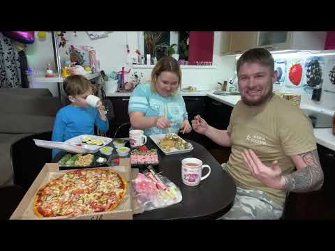 Видео: Долгожданные пончики 🍩