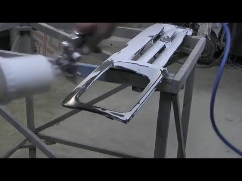 Видео: Урок № 18 " Как загрунтовать пластик. Подготовка к покраски - любой пласмасс " ( малярное дело )