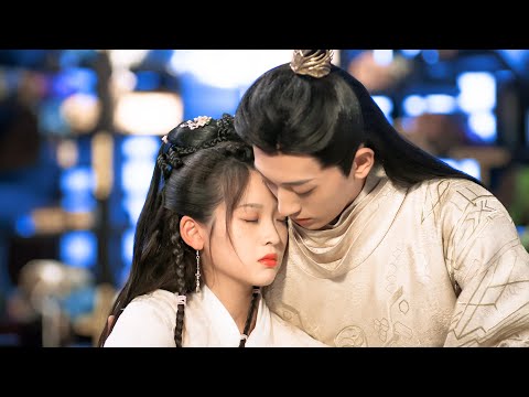 Видео: EP11💗Принц заключил в тюрьму Золушку, которая пыталась расстаться😳