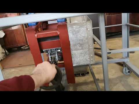 Видео: ЦИРКУЛЯРНАЯ ПИЛА С ПОДЕМНЫМ МЕХАНИЗМОМ* ЛИФТОМ*  часть 3