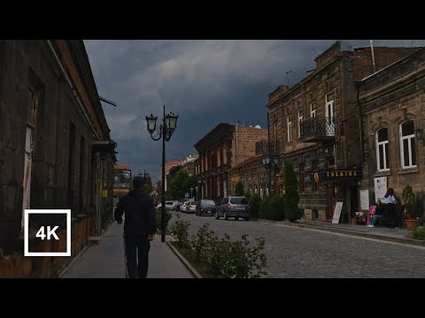 Видео: Прогулка по прекрасному Гюмри, Армения | Thunderstorm Sounds 4K | գումրի, Հայաստան