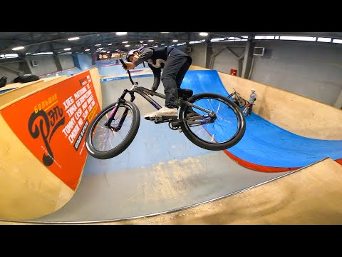 Видео: Начал ходить в BMX-парк | Первые попытки