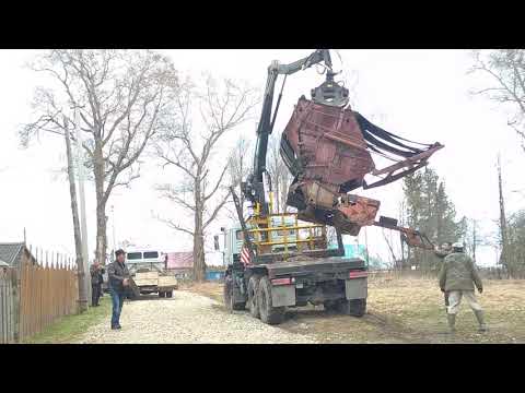 Видео: Живём в деревне//Покупка пресса ПРП-1. 6//Как выгрузить???