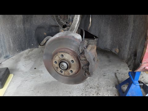 Видео: Ауди а4 б8, замена ступичного подшипника#wheel bearing replacement#轮毂轴承更换