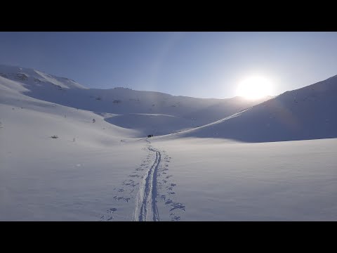 Видео: Лыжный поход 1кс по горам Дел-Урэкчэн (Магаданская область)