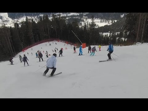 Видео: Архыз, февраль 2023: как выглядит самая популярная трасса в высокий сезон