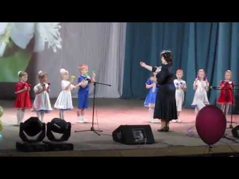 Видео: Прогимназия № 1. " Оркестр с колокольчиками "
