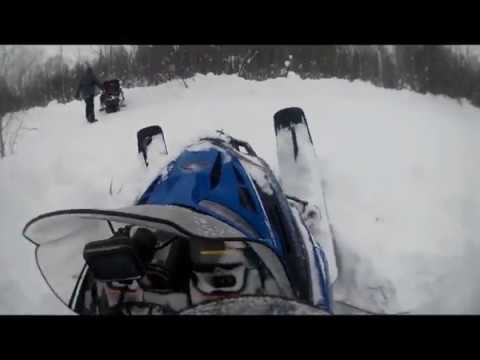 Видео: Arctic Cat BEARCAT 570 XT и Yamaha Viking 540 не много побуксовали