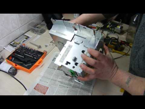 Видео: volkswagen phaeton разборка бортового компьютера, аудио системы