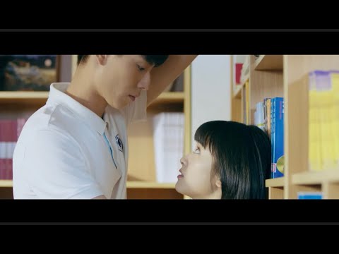 Видео: Цзян Чен завидовал и с силой ударил Чэнь Сяоси по стене в библиотеке!