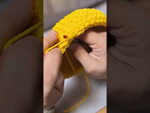 Видео: Часть 8 (из 8), заключительная. Вязаная корзина крючком для новичков. Мастер-класс. 