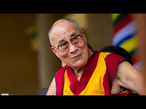 Видео: Празднование 90-летия Его Святейшества Далай-ламы