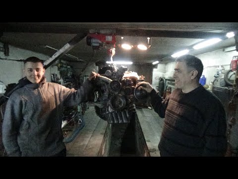 Видео: Сборка двигателя М102 на Андрюхин Мерседес 190