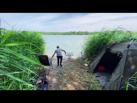 Видео: Озеро Чебені. Риболовля з ночівлею на піщаному карєрі. Чудовий берег з мальовничим пейзажем. 4K