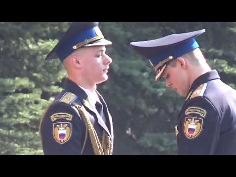Видео: Смена караула. Вечный огонь, Москва. Апрель
