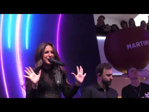 Видео: Nyusha / Нюша - Цунами (Live, Новое Радио Движ, 10.10.25)