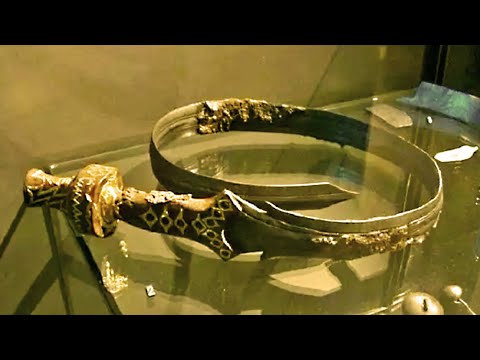 Видео: Самые дорогие и красивые средневековые мечи в истории. Самые необычные находки