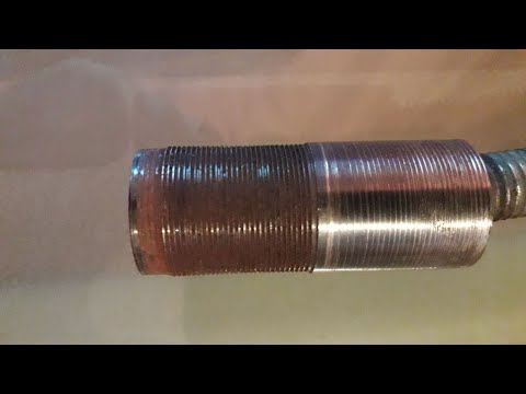 Видео: Выкручиваю прикипевшую насадку на ружье Бекас 12 М авто