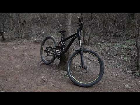 Видео: БАЙКЧЕК на Solid Strike Blackstar 2017 | Уникално Downhill Kолело