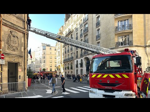 Видео: Пожарные Парижа /Pompiers de Paris/