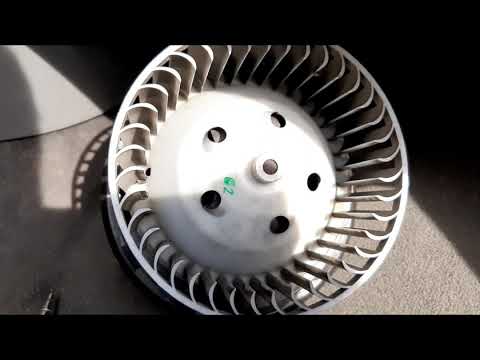 Видео: Снятие мотора отопителя laguna 2