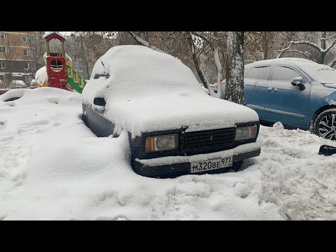Видео: Открываю зимний сезон на 2107. Колёса прикисли. Ниссан не завелся.