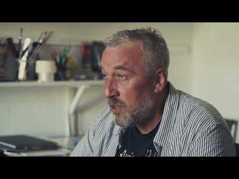 Видео: Антон Ломаев. Аeternitas (вечность) Авторы сюжета: Елизавета Гривенкова и Артём Урванцев