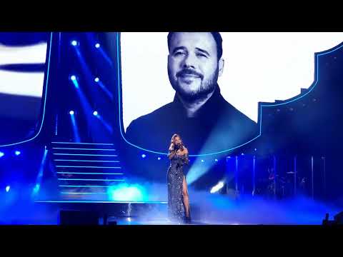 Видео: Ани Лорак - 15 Я не могу сказать (Эмин на экране) (Санкт-Петербург, БКЗ Октябрьский 25.10.2023)