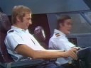 Видео: Монти Пайтон - скучающие пилоты (как раздражать людей)