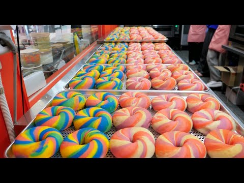 Видео: Продано, если вы это сделаете! Красочный радужный хлеб! / Корейская уличная еда