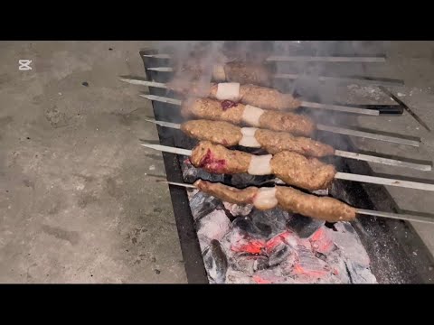 Видео: 🏠🔥 «Шашлык как на природе — прямо дома! + Обзор Рисового рынка» 🌿🍖🛍️#обзор #shortsvideo 
