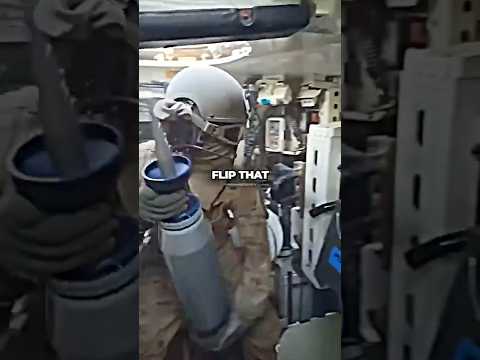 Видео: Как стрелять из танка