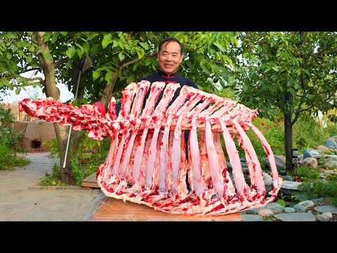 Видео: Тушили огромные говяжьи рёбра всю ночь — шестерым оказалось мало! | Дядя Деревенский Гурман