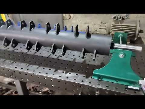 Видео: Кир 0.95м изготовление вала в домашних условиях