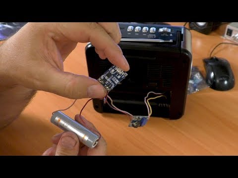 Видео: Встраивание  батареи 18650 в китайский радиоприемник