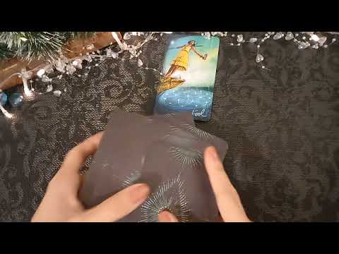 Видео: 💫🌟Ще бъдеш ли в мислите му в Новогодишната нощ? Ще те поздрави ли? + Късмети за Новата година🌟💫