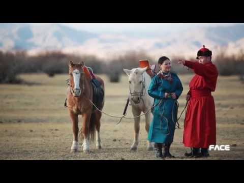 Видео: Suhbaatar Eejee huu ni duulj yavna Сүхбаатар Ээжээ хүү нь дуулж явна