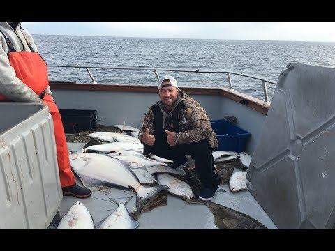 Видео: Аляска столица всех рыбаков мира. Легендарный Палтус он же Халибут.