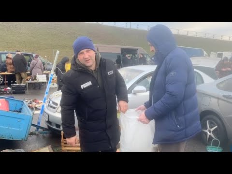 Видео: Барахолка Минск Поле Чудес - Самые лучшие продажи уходящего года
