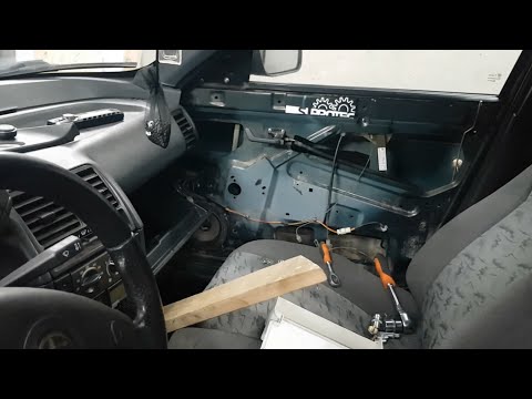 Видео: Двери закрываются как новые (почти) на ВАЗ 2112