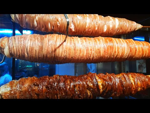 Видео: Уличное лакомство: Завернутые бараньи кишки | Лучший КОКОРец от юного мастера | Турецкая уличная еда