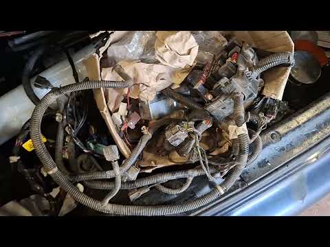 Видео: Кондиционер Daewoo Lanos, делаем проводку.