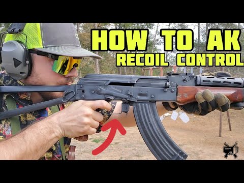 Видео: КАК СТОЯТЬ, ДЕРЖАТЬ И УПРАВЛЯТЬ АК-47