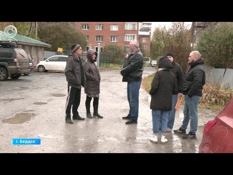 Видео: Грунтовые воды разрушают дома в Бердске