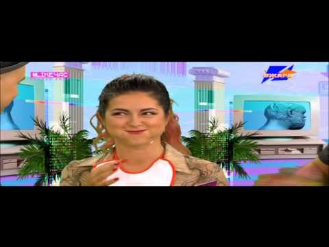 Видео: Нюша поет с конфетами во рту