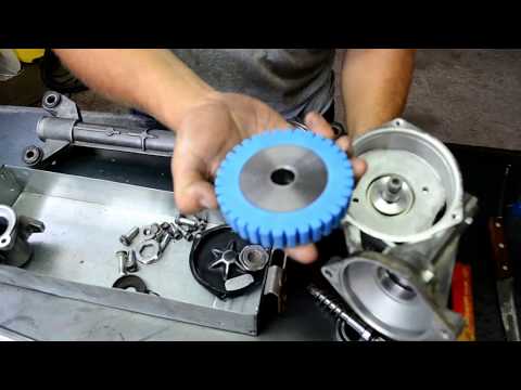 Видео: Переборка Рулевой рейки ( Subaru Forester 2008 год)