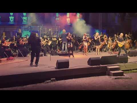 Видео: АХАТ Черната овца - LIVE / AXAT Chernata ovca Plovdiv 07.09.2019 Roxk the Opera