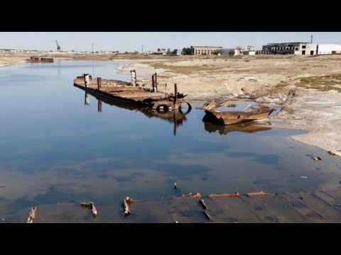 Видео: Куда исчезает вода из Каспийского моря, если из него не вытекает ни одной реки