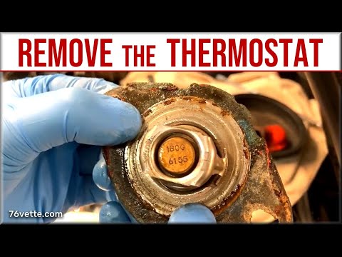 Видео: Как снять термостат Chevy 350