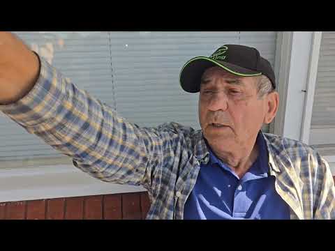 Видео: Такое в Сиднее происходит каждый день ! Вот поэтому он кружился над головой . Элла Австралия